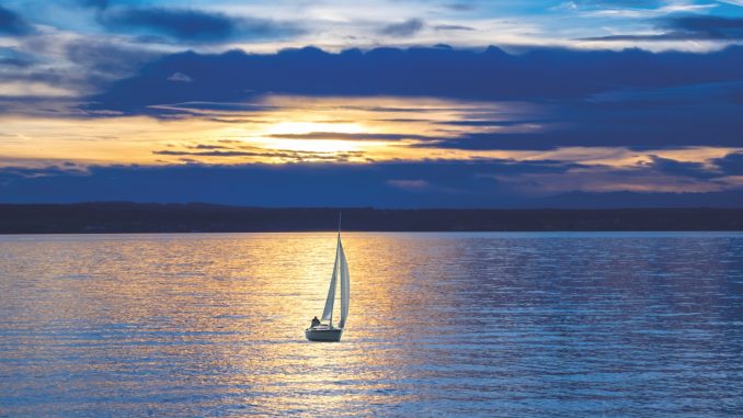 FF201911-sailing-boat-596462